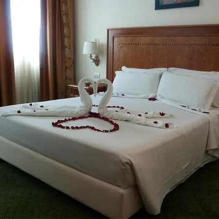 Hotell Sunrise 4*
