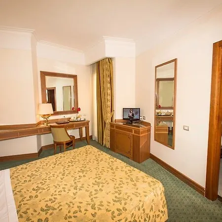 Sunrise Hotell 4*