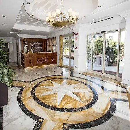 Hotell Sunrise 4*